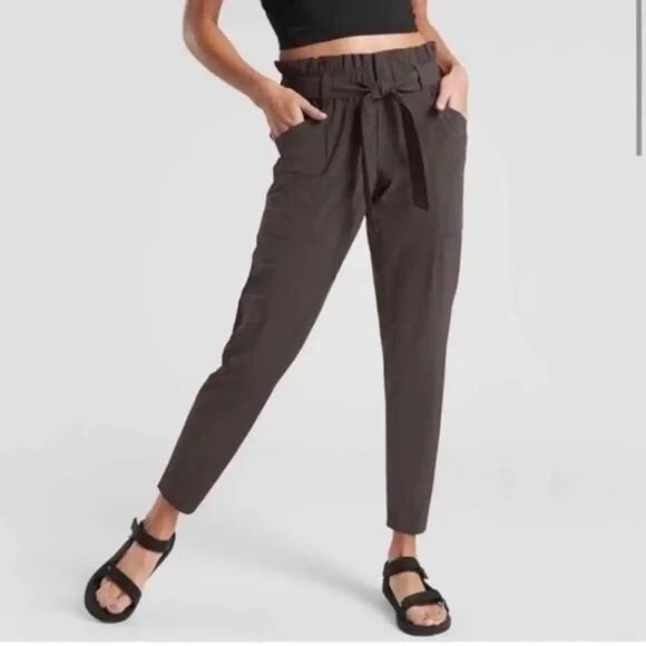 Athleta Skyline Olive Brown Paper Bag Tapered Featherweight Pants SZ 10 - Picture 2 of 9